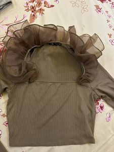 Zara Ruffled Neck Crop Top