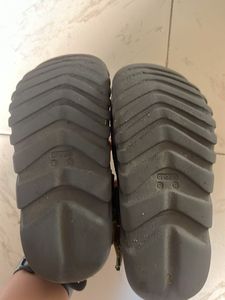 Comfortable Dark blue Crocs Sandals
