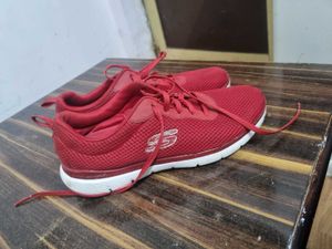 Red Skechers Sneakers