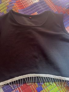 Black Sleeveless Crop Top