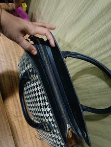 Michael Kors Houndstooth Handbag