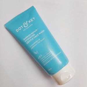 Sealed 175 Ml New Dot &amp; Key Facewash