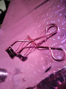 NILSTOREY Eyelash Curler