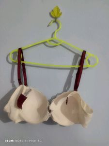 Delor by Vivien Bra🍒