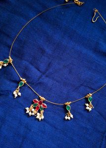 Invisible chain necklace