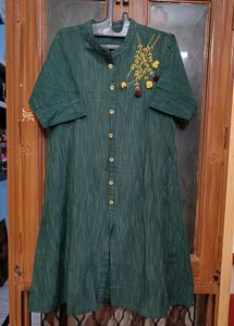 🇳🇿💫💗Green Embroidered Kurti
