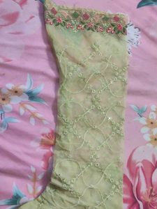 Embroidered Green Leggings