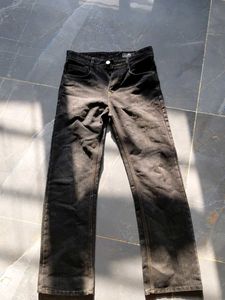 Burberry London England baggy jeans