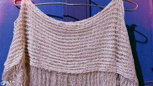 White net Top... 👚