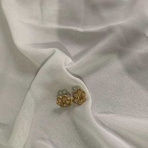 Elegant Gold Flower Stud Earrings