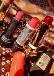 4 Lipsticks Combo, 1 Zodak Red, 2. Elle 18 Mauve Date, 3 Ads Nude Shade, 4: Blue Heaven Powder Matte Lipstick Shade Brick Beauty 😍