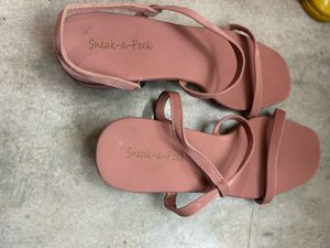 Sneak A Peak Peach 🍑 Colour Heel Sandals