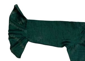 Green 💚 Beautiful Design Kurta With Cream Pant