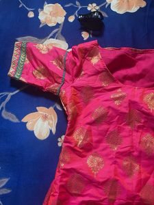 Pink and Gold Kurti