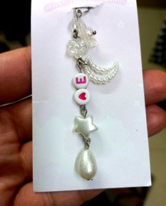 🤍 Handmade Letter "E" Phone Charm with Love Beads