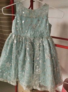 Lovely pista perfect party frock Dress