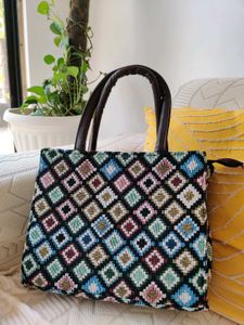 Women Handbags With Belt