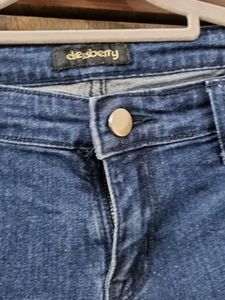 Flaired Fit Stretchable Jeans From Dressberry