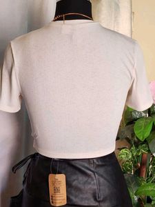 H&amp;M Crop Top