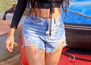 Distressed Denim Shorts 🩳