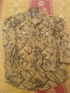 Abstract Print Button-Down Shirt New