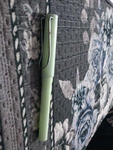Pastel Green Lamy Safari Pencil With Eraser