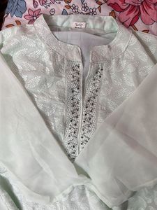 Elegant Kurta with Chikankari