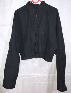 Black Cropped Top.