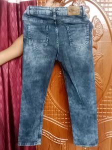 Distressed Denim Jeans For Boys✨💙