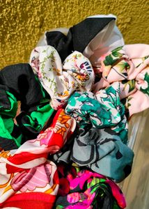 8 Pcs Printed Scrunchies