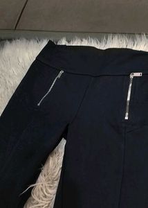 Black Pants with Zipper Detail