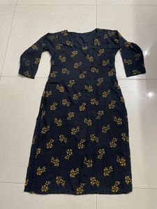 Black Kurta With Floral Print