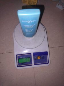 Dot &amp; Key Blueberry Sunscreen SPF 50