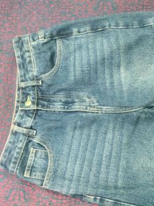 Urbanic Women’s Cargo Jeans –