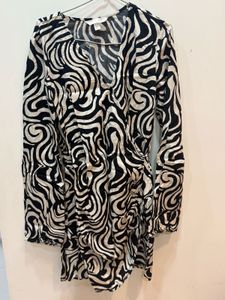 Black White Swirl Dress