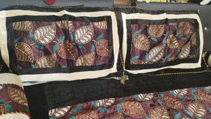Beautiful 5 Piece Velvet Bedsheet With Pillow Cove