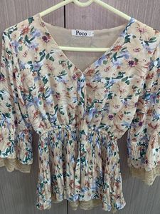 Floral Pleated Top
