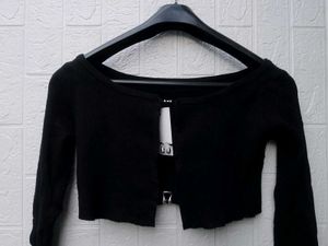 New with tag Pinterest Korean Metal Cardigan Crop