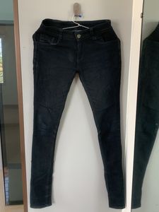 A Black Slim Jeans