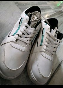 Stylish White Shooes For Man&#39;s