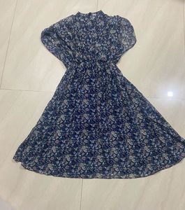 🌸 Effortlessly Elegant Floral Frock 🌸