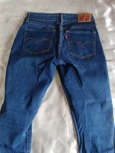 Levi&#39;s 711 Skinny Jeans Mid Rise