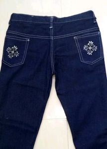 Women&#39;s Jeans New And Unused .