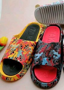Combo Slippers 2 Pairs