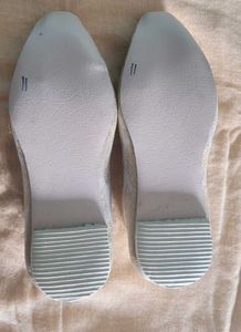 White &amp; Gold Jutti for boys