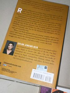 Popular Fiction Book Bundle Set Of 5.