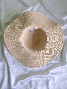 Oriflam Dune Sun Hat