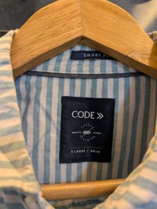 CODE Striped Men&#39;s Halfsleeve Shirt
