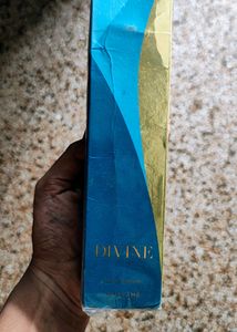 Oriflame Divine Perfume
