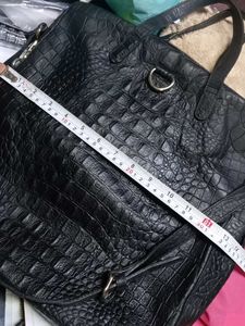 Genuine Leather Bag In Crocodile Pattern